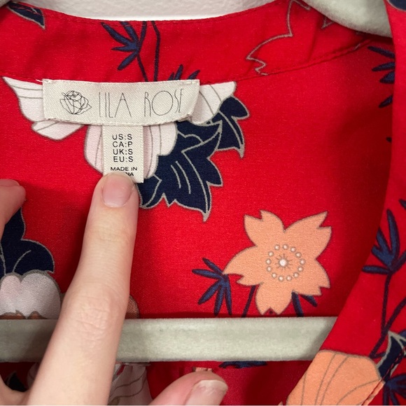 Red Floral Blouse S - Picture 3 of 3